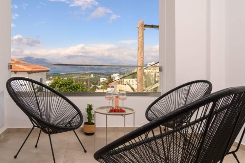 villa-calma-luxury-villa-in-kamilari